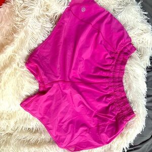 Lululemon sonic pink hotty hots